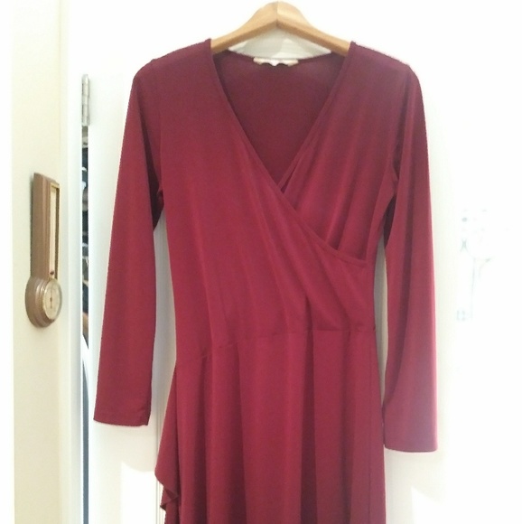 Material Girl Dress V Neck Wrap Around (look) - Picture 2 of 7